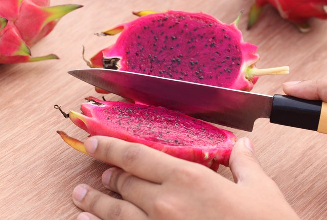 ドラゴンフルーツのカット手順