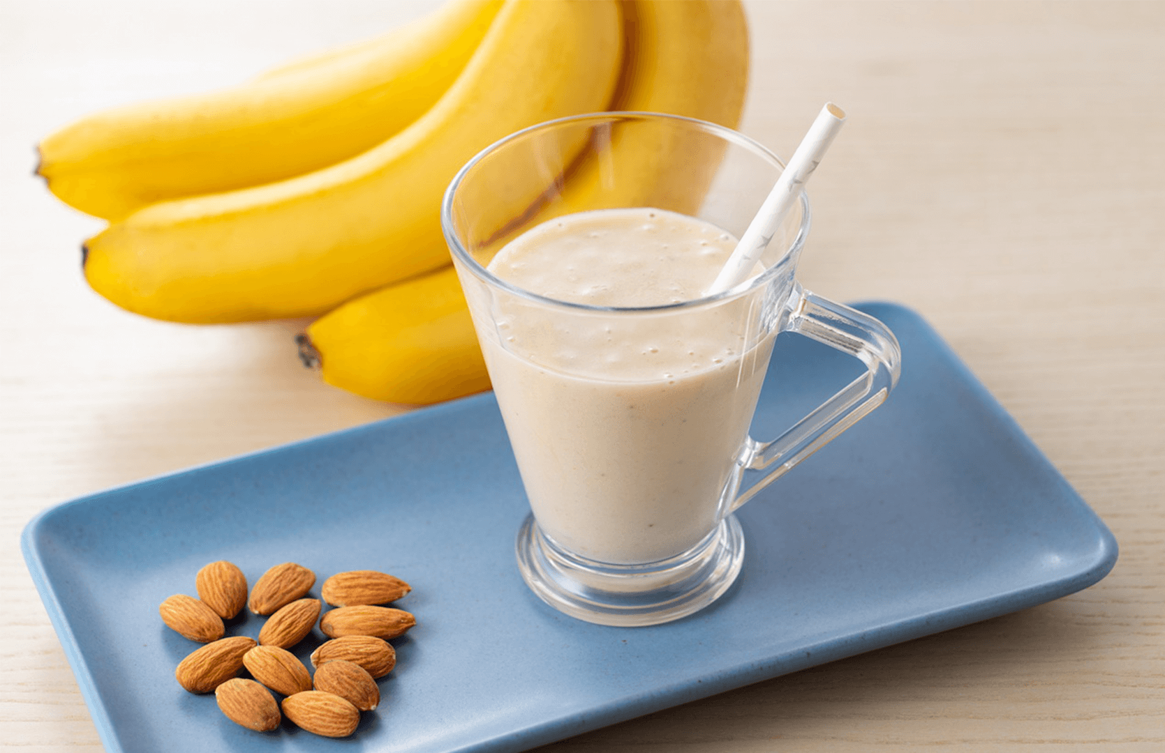 濃厚バナナアーモンドミルク | Dole（ドールジャパン）