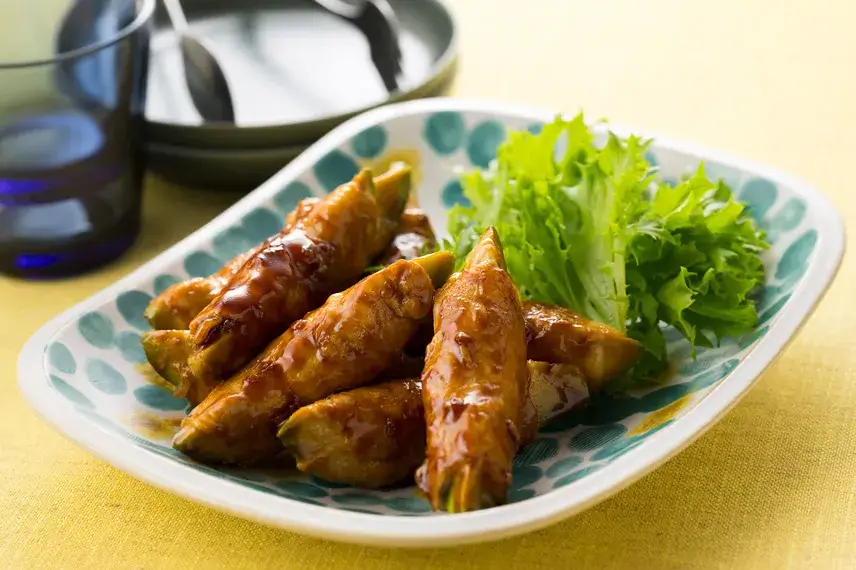 肉巻きアボカドのコクうま照り焼き