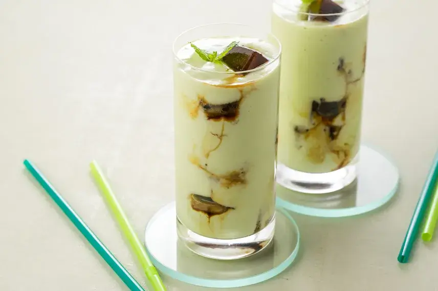 ひんやりアボカドコーヒーシェイク