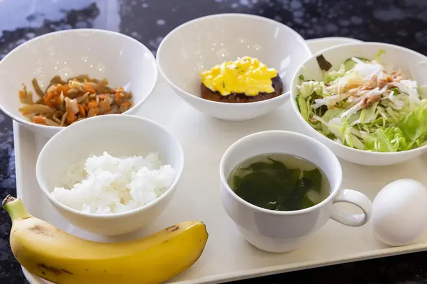 社員食堂のメニュー