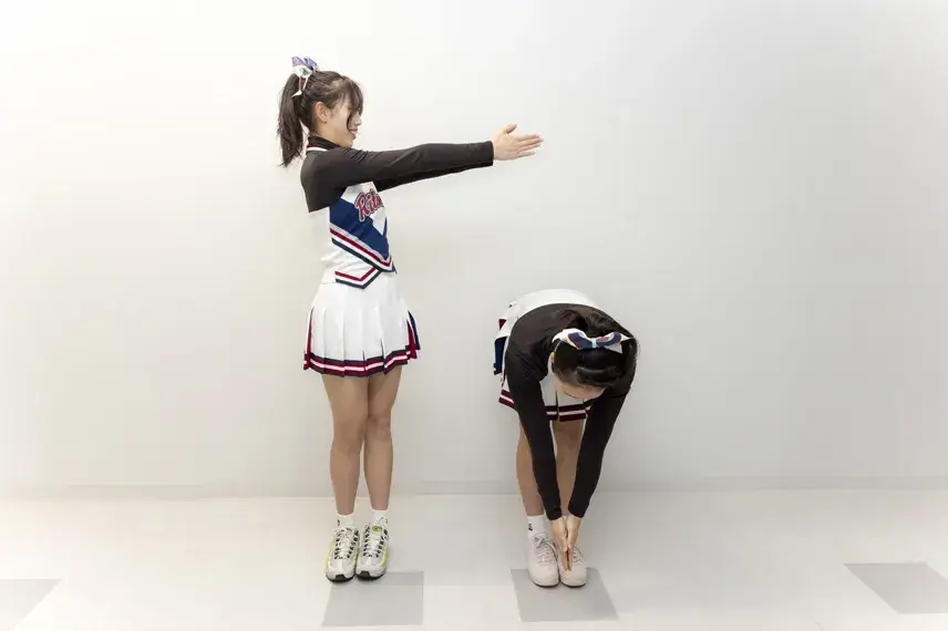 下にかがみ