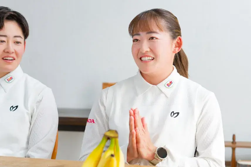 明愛さんの存在に励まされたエピソードを語る岩井千怜選手