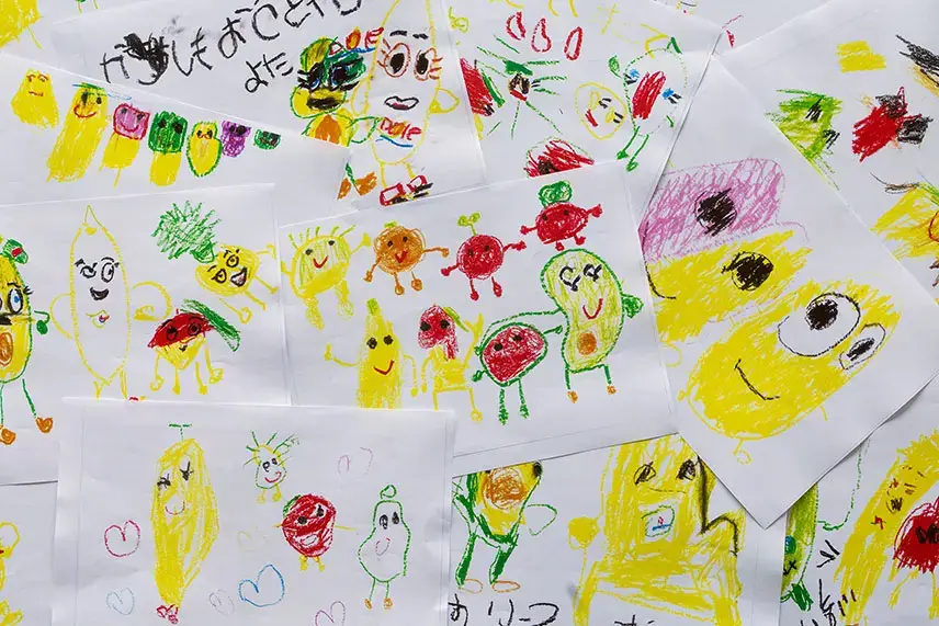 子どもたちが描いた絵
